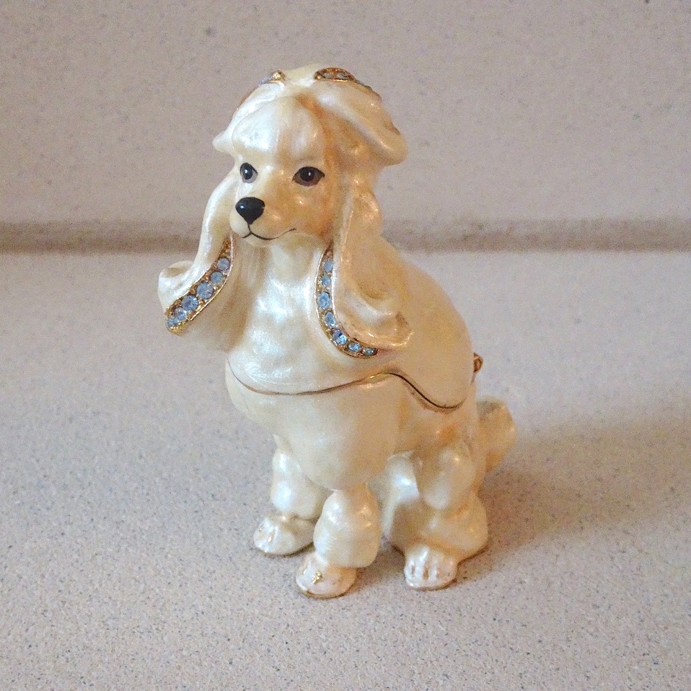 Rucinni Swarovski Crystal French Poodle Cream Enamel Trinket Pill Box Decoration